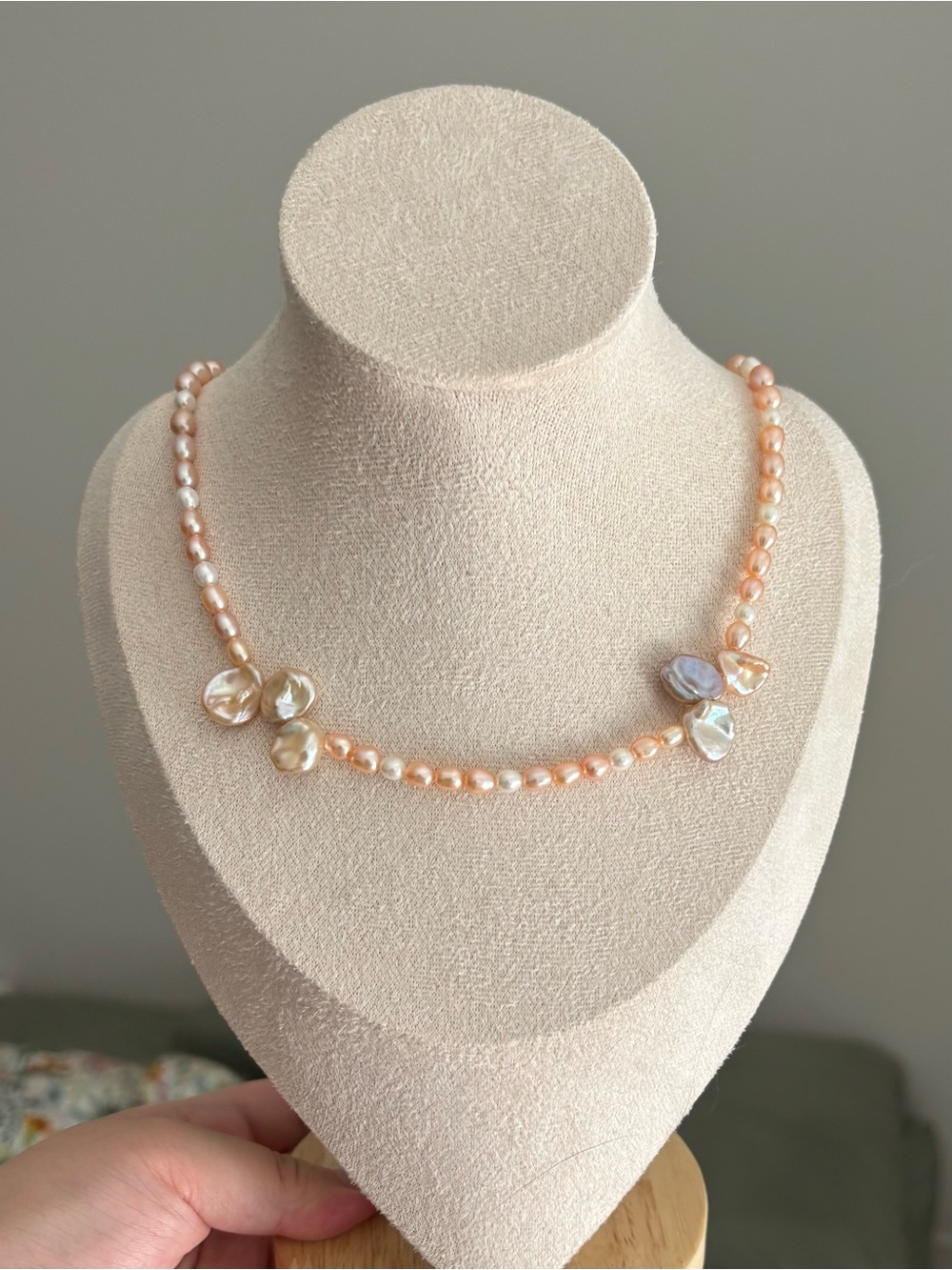 Genuine Pearl Necklace - Picture 8 of 8